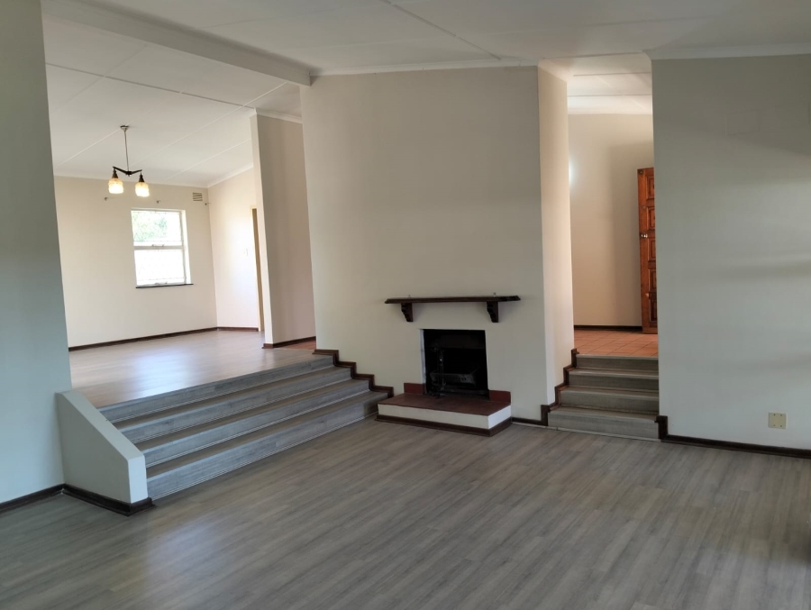To Let 5 Bedroom Property for Rent in Fort Gale Eastern Cape